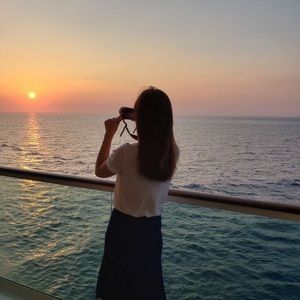 Meet your Posher, Cheng